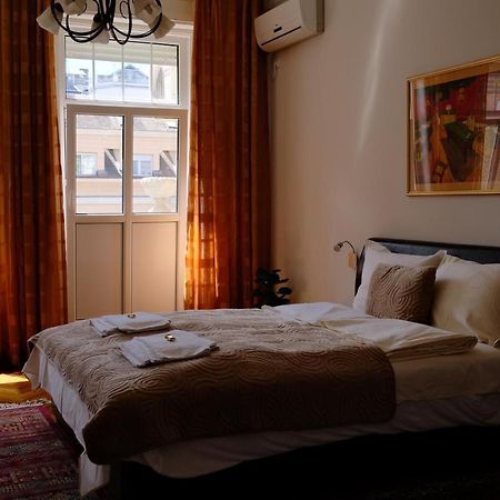 Apartment Centrum Novi Sad Buitenkant foto
