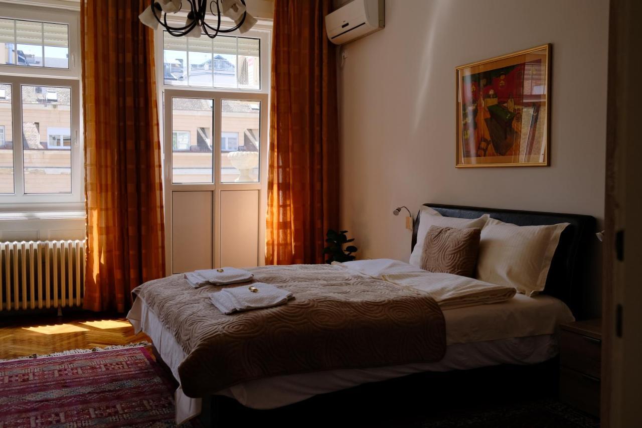 Apartment Centrum Novi Sad Buitenkant foto