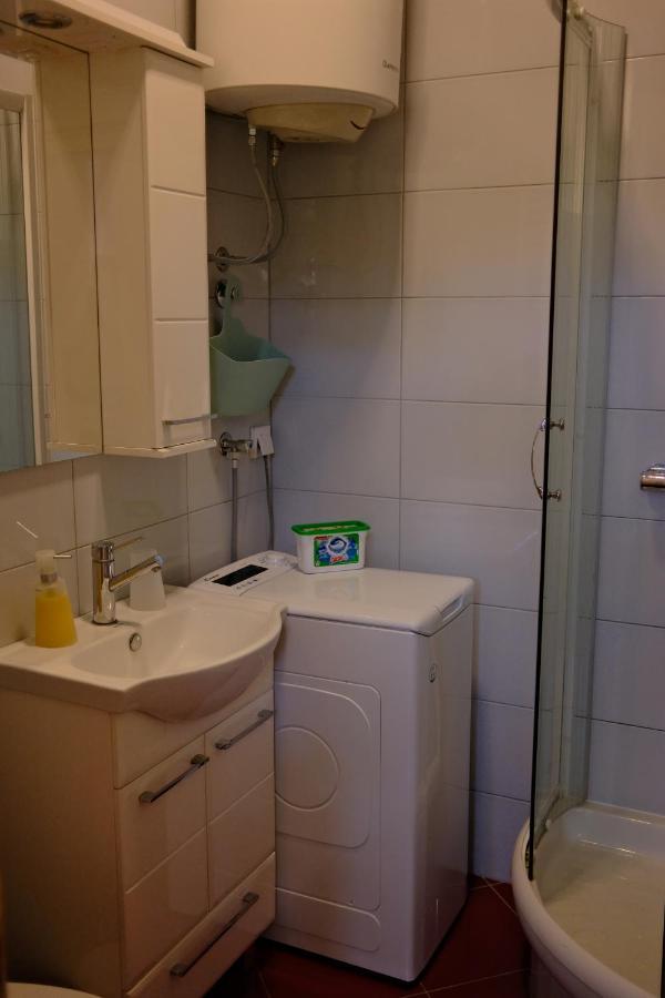 Apartment Centrum Novi Sad Buitenkant foto